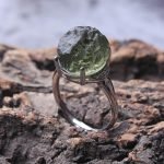 adjustable Raw Moldavite Ring thegreencrystal