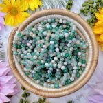 8mm green flower agate bracelet