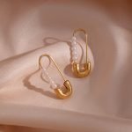 pearl safety pin earrings pin earring