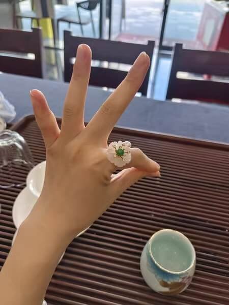 rose quartz silver ring