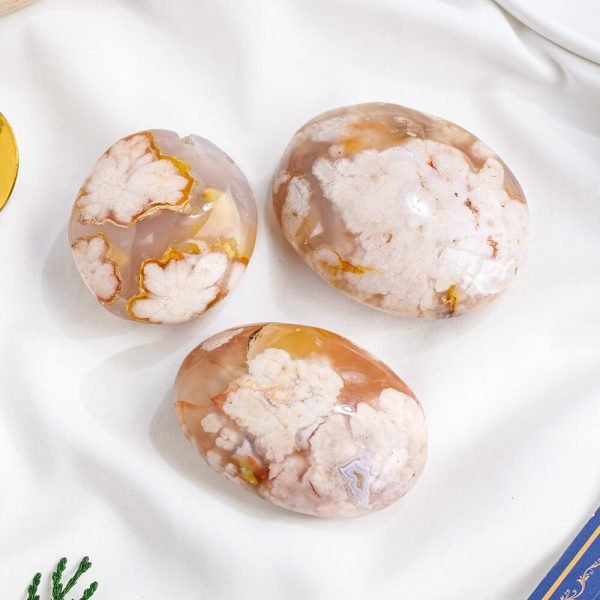 sakura agate palm stones